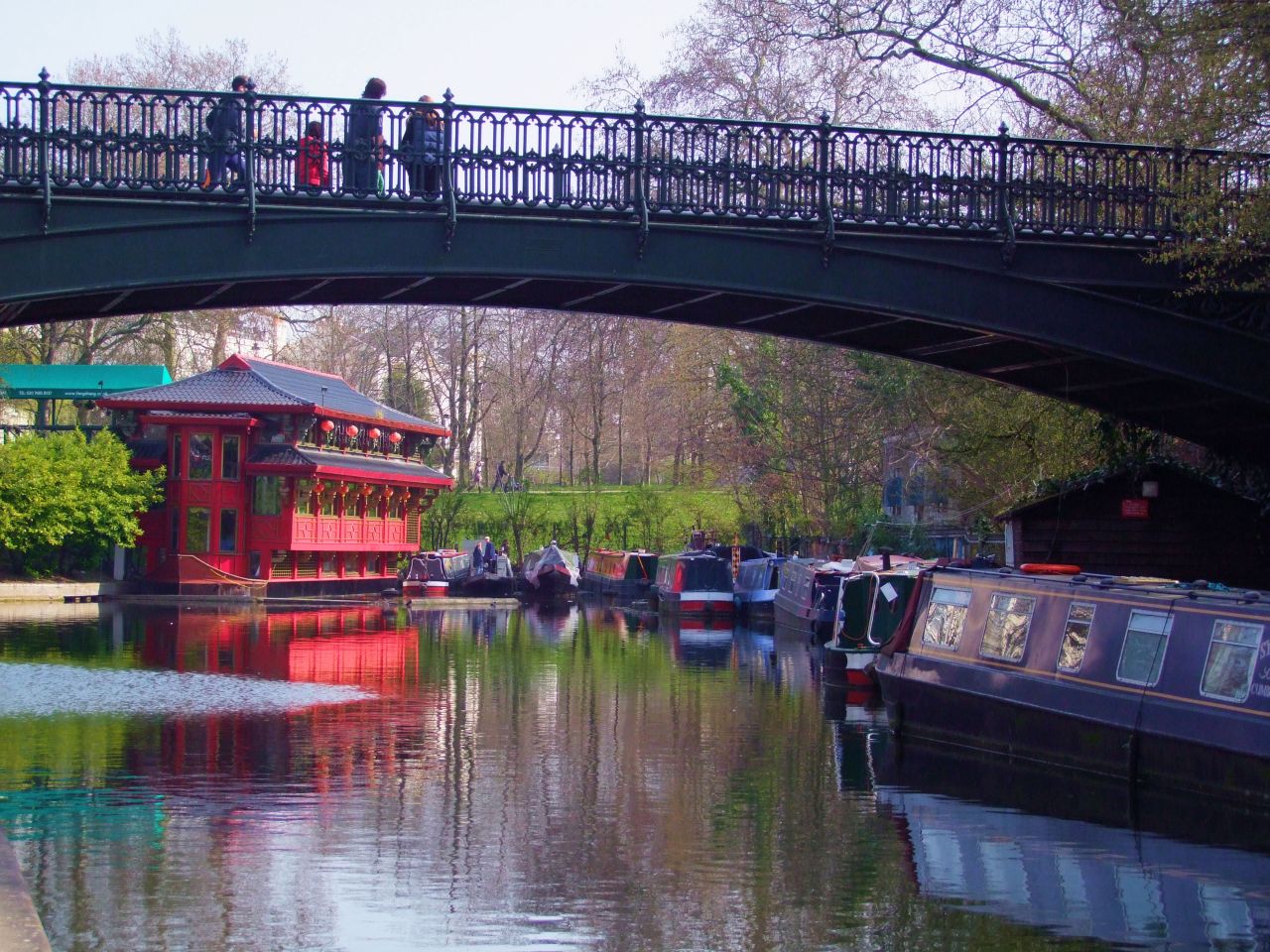 Floating Chinese Restaurant